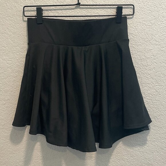 Black Golf, Tennis, Pickleball Skort with Shorts and Pockets - Picture 3 of 4